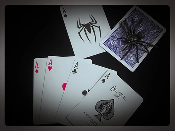 Спейд Spider by Shawn Lee Магически трикове Изчезва който да се появи Паяк Магия в Близък План Улица Теглене на игри с Карти Илюзии, Трикове Подпори Играчки
